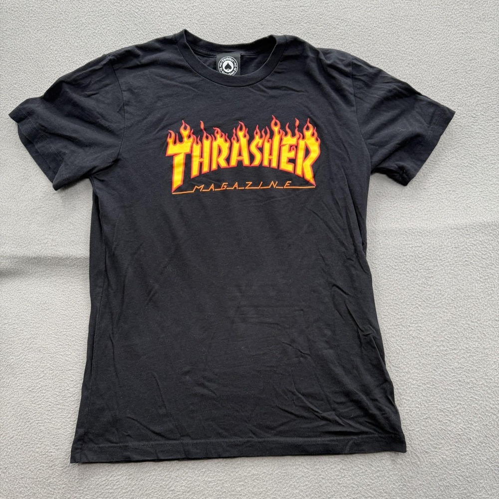 Thrasher Shirt Mens Medium Black Flame Logo Magazine Graphic Tee Skateboarding